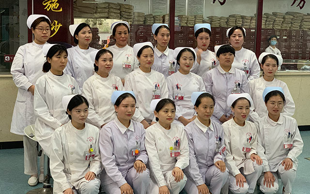 【5.12护士节】广发在线举办茶话会白衣天使受表彰(图1)